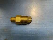 SPRAYING SYSTEMS Co. 1/4" LNN-6