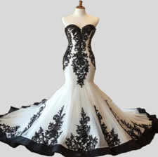 Plus Size Black And White Gothic Wedding Dresses Vintage Sweetheart Lace Mermaid