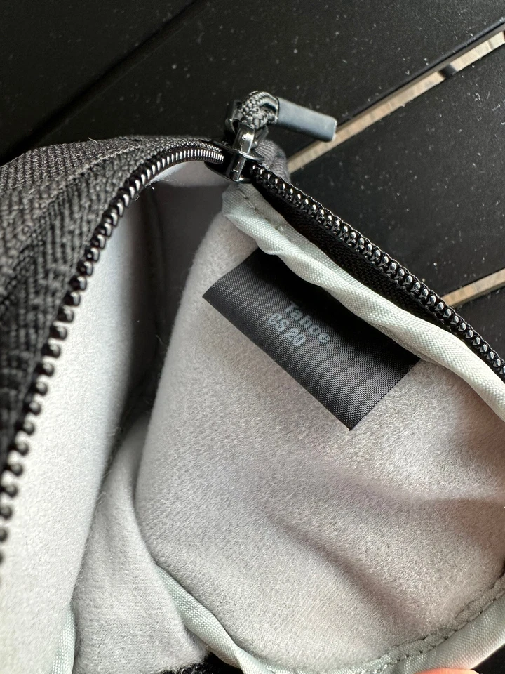 LowePro Tahoe CS20 Camera bag - Image 3 of 3