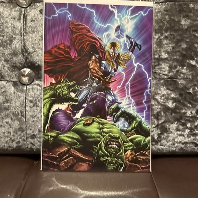 Hulk #8 Mico Suayan Unknown 616 Exclusive Virgin Variant.