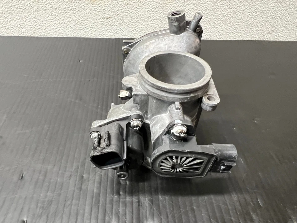 Carrocería de acelerador OEM Polaris 800 Ranger 800 RZR 800 2011-2017 1204195 Foto 2 de 4