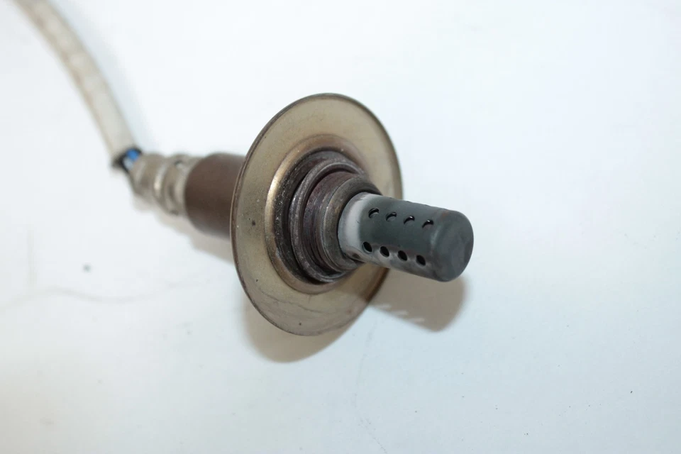 Subaru Outback 2012 - sensor de oxígeno O2 aguas abajo Foto 2 de 3