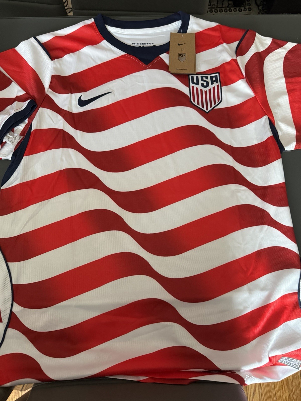 (New) Nike USA Women’s Soccer Jersey 2026 Home Red White – All Sizes Available (49.90 USD) (New) Nike USA Women’s Soccer Jersey 2026 Home Red White – All Sizes Available (49.90 USD)