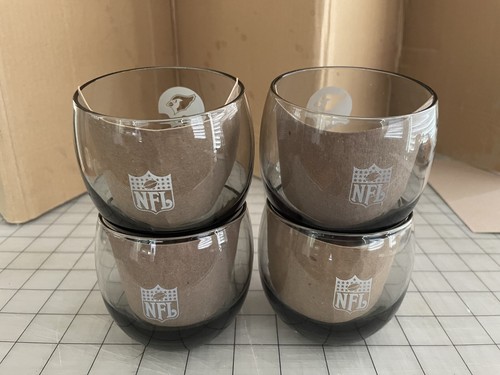 St. Louis Football Cardinals Vintage Whiskey/Rocks Glasses Set of 4 - Picture 2 of 4