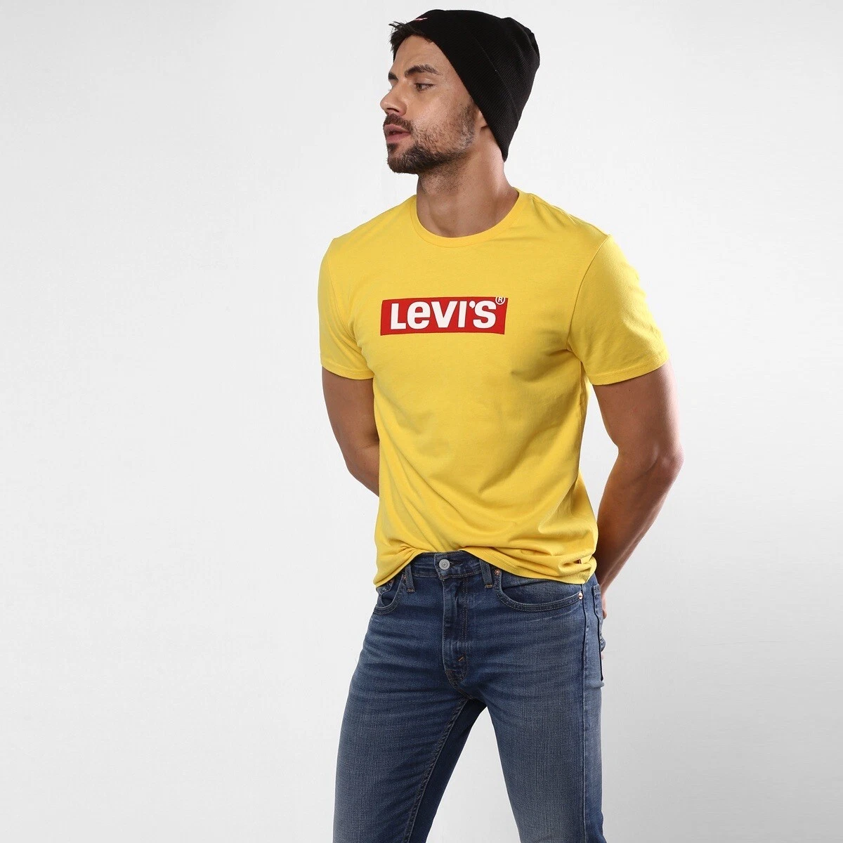 Levi's Men's Regular Fit Graphic Logo T-Shirt In Yellow