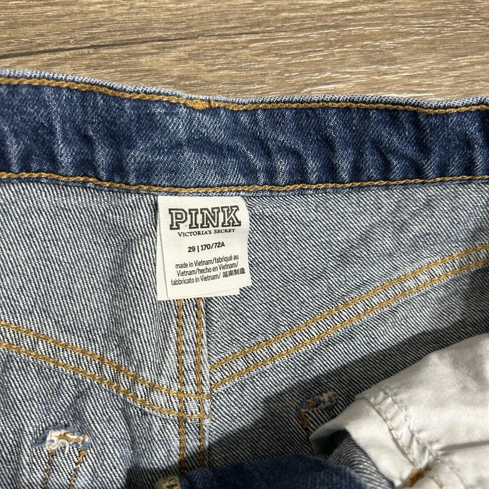 Pantalones cortos de mezclilla ROSA Victorias Secret talla 29 Foto 2 de 3
