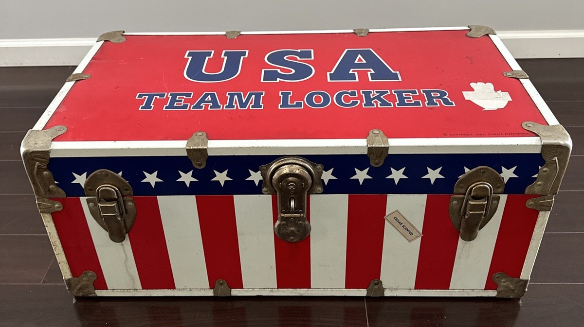 Joshua Enterprisesスチールアメリカントランク USA Team Trunk Locker 1983 Joshua Enterprises 30” L x 16” W x 12.5