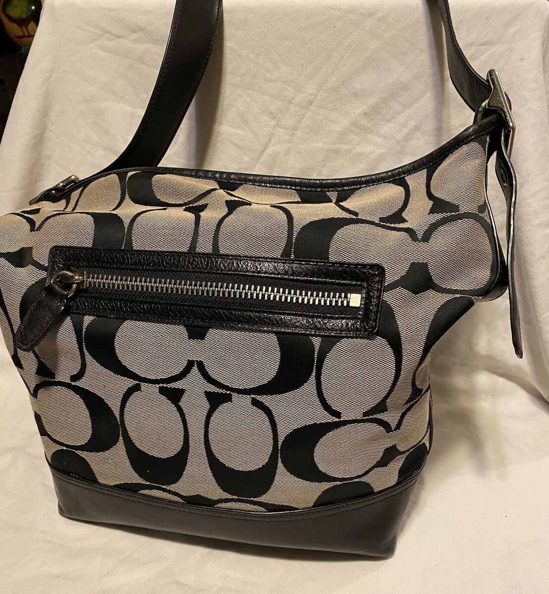 Coach Of New York Signature Hobo/Shoulder Bag H1221-21149 | eBay Coach Of New York Signature Hobo/Shoulder Bag H1221-21149 | eBay