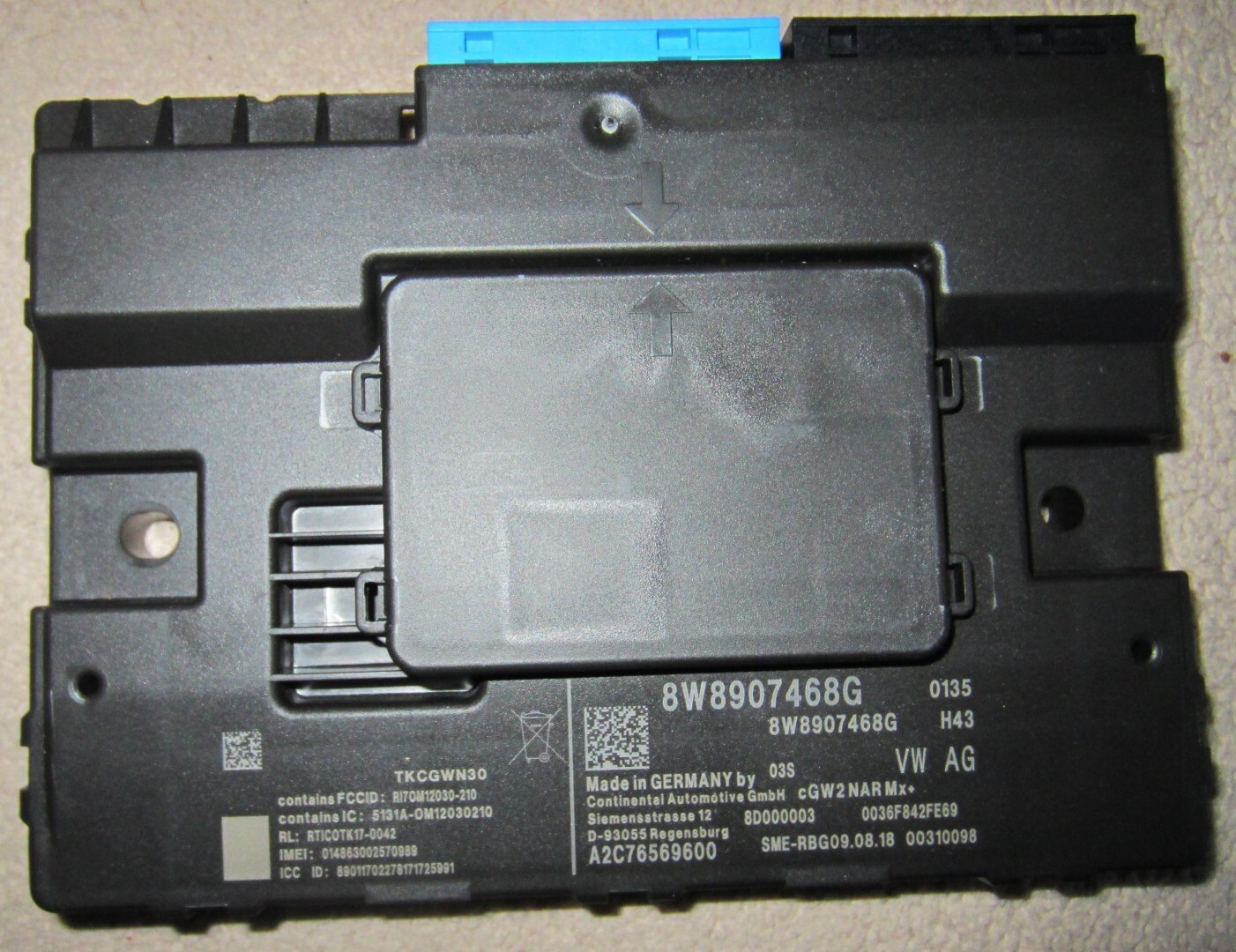 Bentley diagnosis interface for data bus (gateway) 8W8907468G OEM NEW OTHER