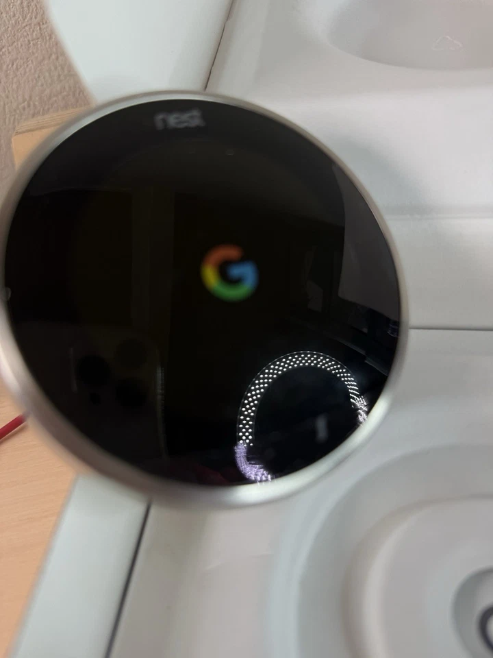 Nest Pro 3rd Gen Learning Thermostat Stainless Steel T3008US - Image 4 of 4