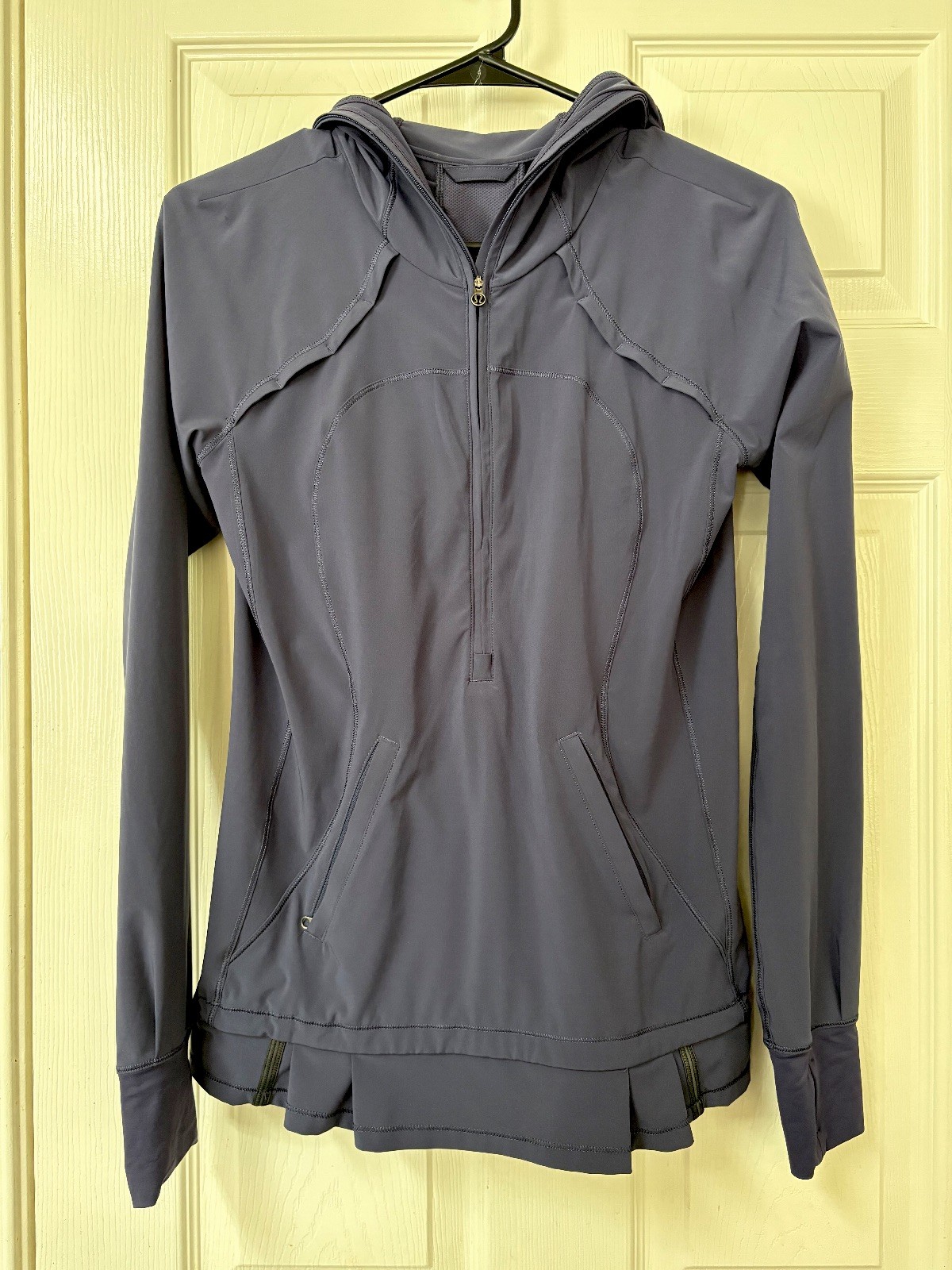 LULULEMON RARE Hoodie Womens 1/2 Zip Pullover size 4 navy blue Jacket #001