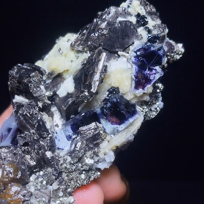 Extremely Top Phantom Cubic Fluorite Copper ore symbiotic crystals Specimen 4731