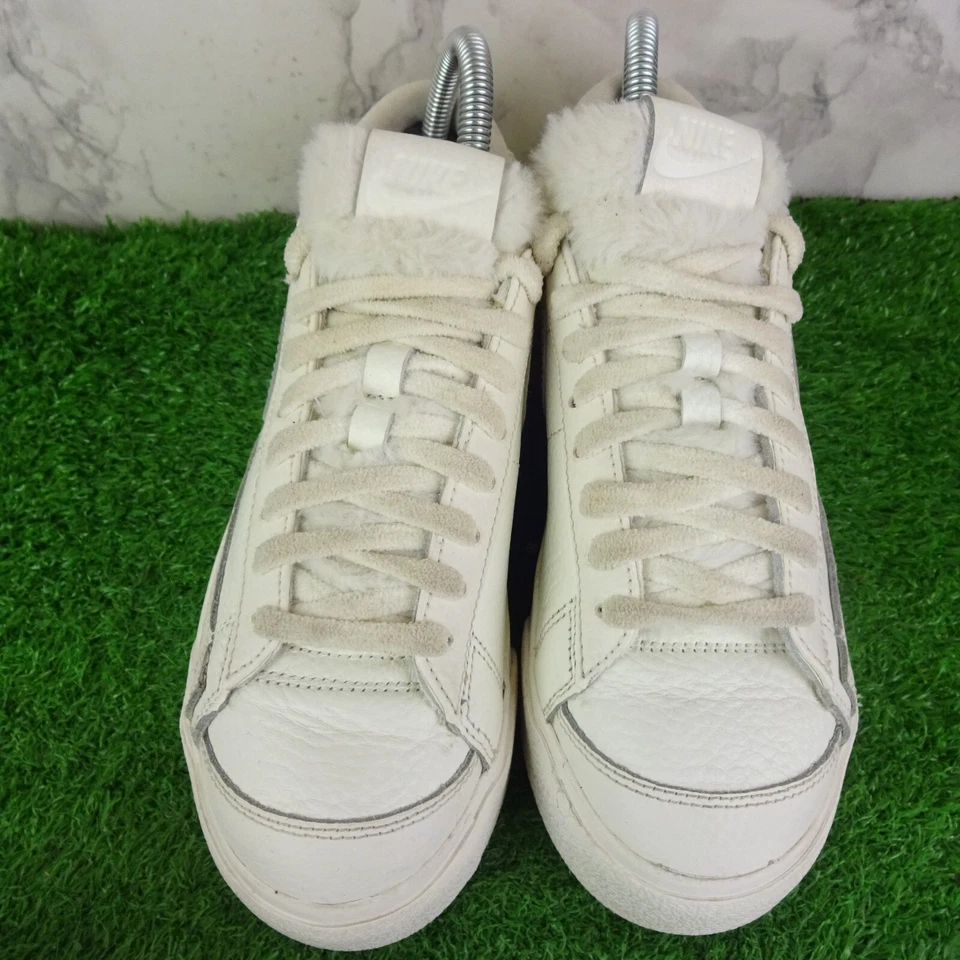 Nike Shoes Size 4 Womens White Trainers Metalic Low Sail Leather Festival Cream - Image 3 of 4