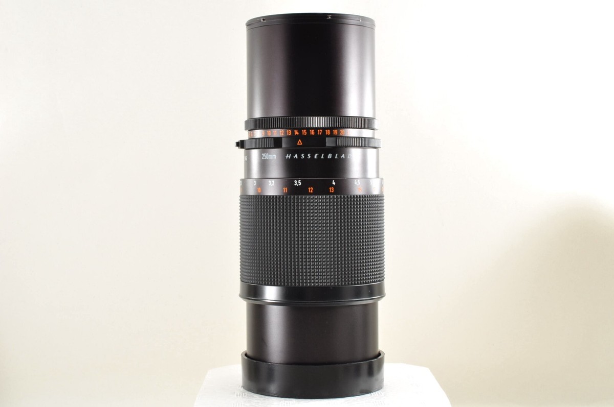 Hasselblad Carl Zeiss T* Sonnar CF 250mm F/5.6 Manual MF Lens Near