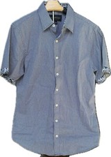 SIGNATURE STUDIO BLUE BUTTON UP DRESS SHIRT SIZE MEDIUM