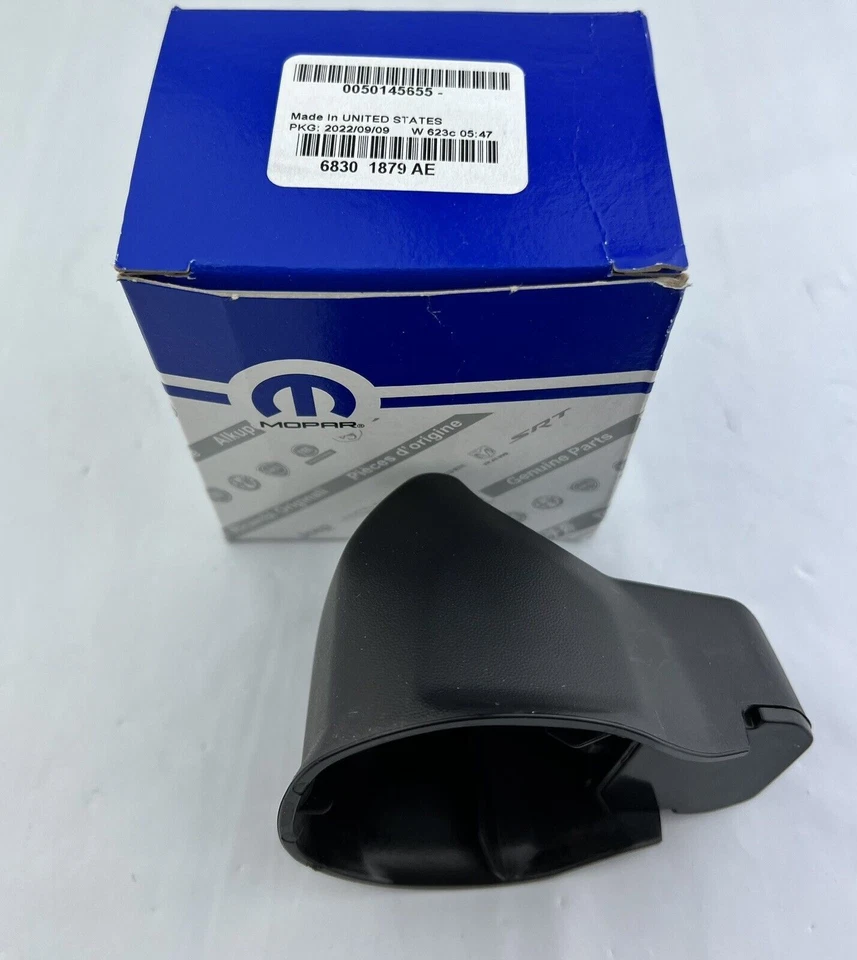 Новый 2018-2022 Jeep Wrangler JL задняя резервная камера крышка / ободок, OEM - Изображение 2 из 3