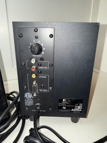 Logitech Z323 2.1 System głośników Subwoofer 2 satelity Model S-00075A 60 Watt - Zdjęcie 4 z 6