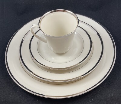 Pickard Bracelet Platinum China 4-piece Placesetting