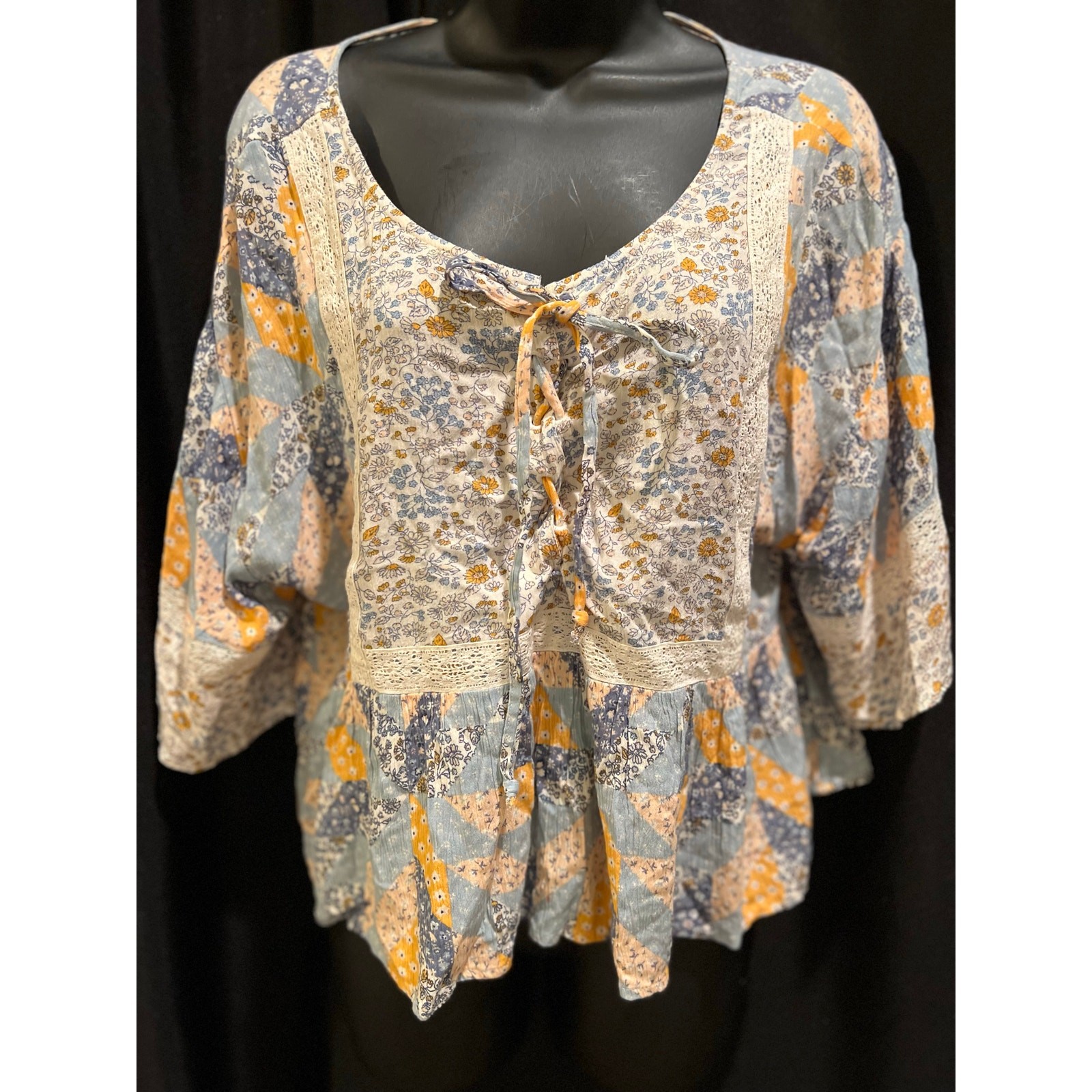 American Eagle patchwork Top L - image 1