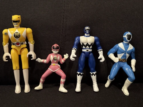 Lot of 4 Power Rangers Vintage Action Figures Yellow Blue Pink