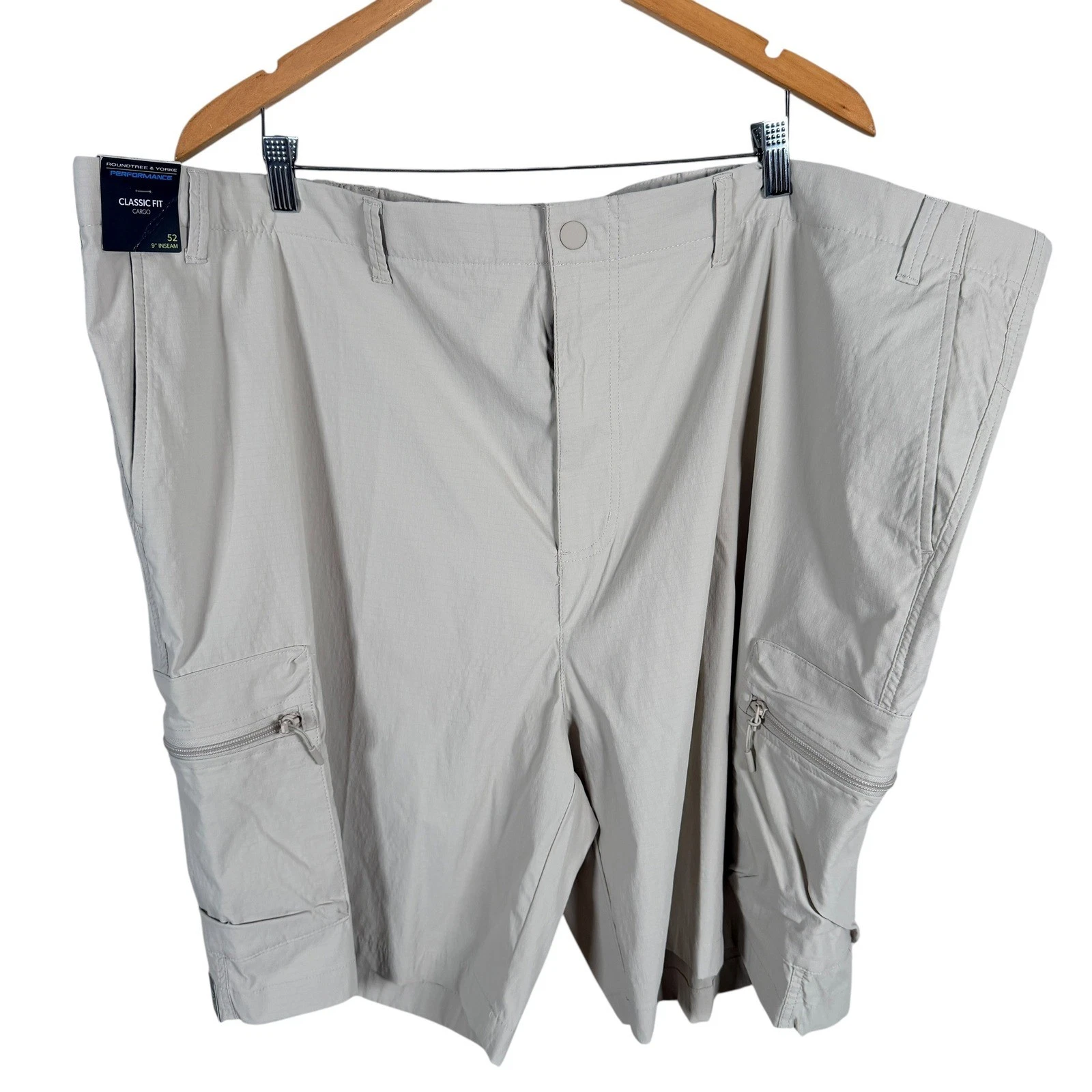 Roundtree & Yorke Performance Cargo Shorts Mens 52 Stone Ripstop 9" Inseam NEW