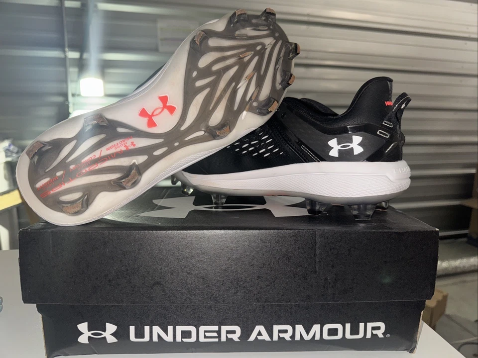 Under Armour Men's UA Yard Low MT TPU Baseball Cleats – Size 10 Men’s – Black - Image 4 of 4