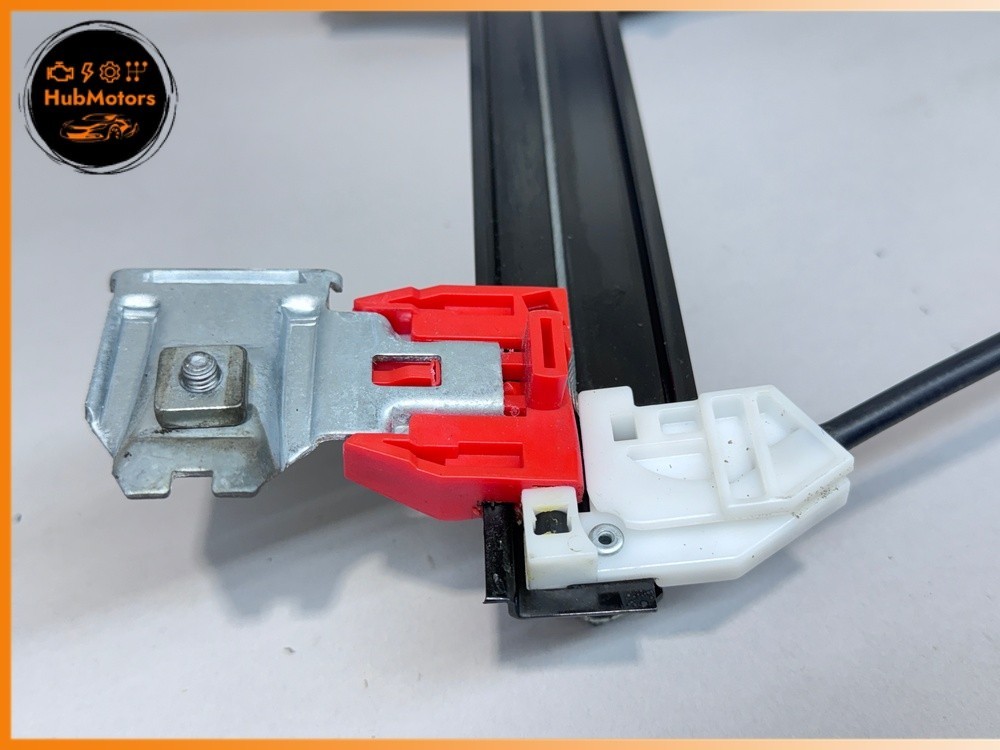 M139 03-13 Maserati Quattroporte Front Left Door Window Regulator w/ Motor
