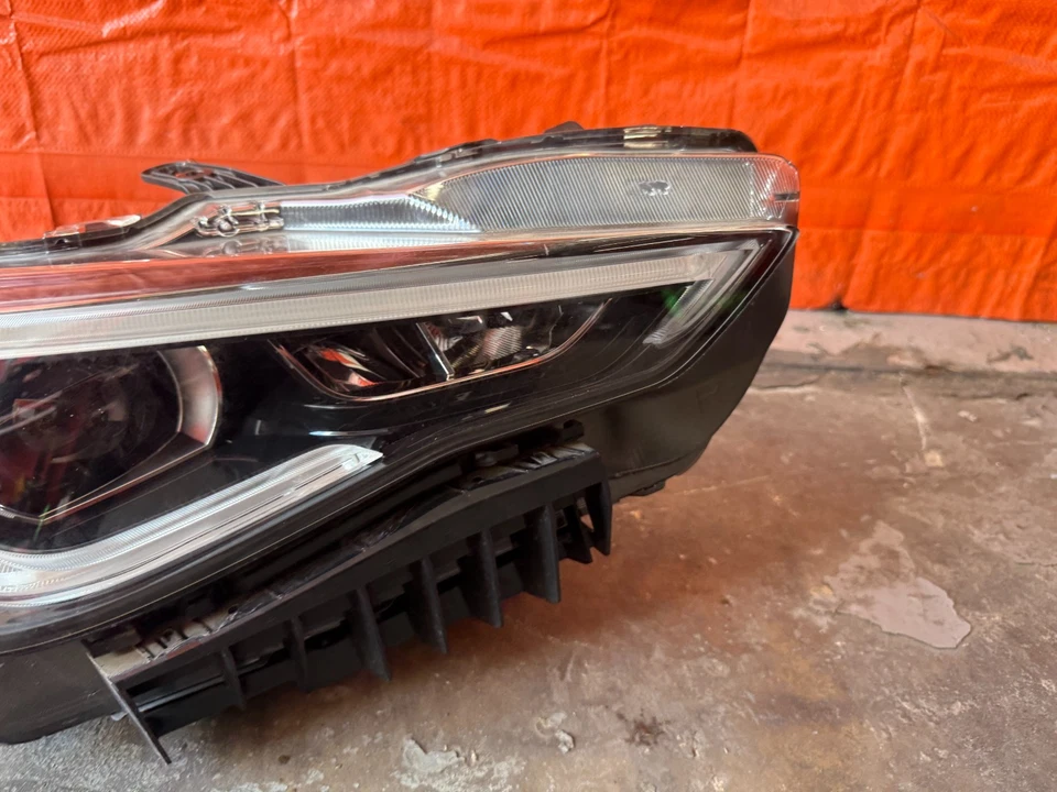 17-20 INFINITI Q60 - PASAJERO DERECHO - NO ADAPTABLE NO AFS - FARO Foto 4 de 4