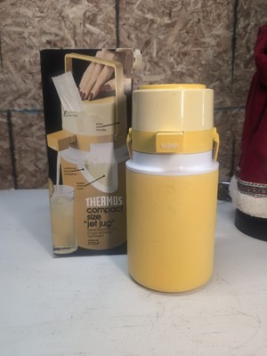 Vintage Thermos Compact Size Pump Top Picnic Jet Jug 7771-P Yellow USA