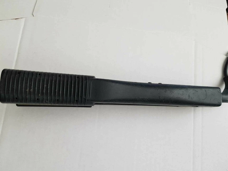 JML GOLD Straight Ceramic Hair Straightener - Image 4 of 4