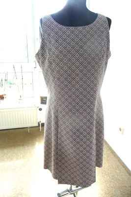 comma, Kleid und Mantel-Ensemble, taupe, Gr. 42, Poly-BW-Mix, Jackie-O-Style