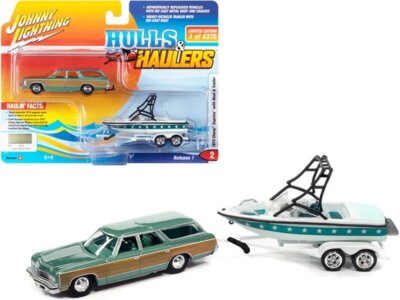 CHEVROLET Caprice + Boat & Trailer - 1973 - Light green - Johnny Lightning 1:64