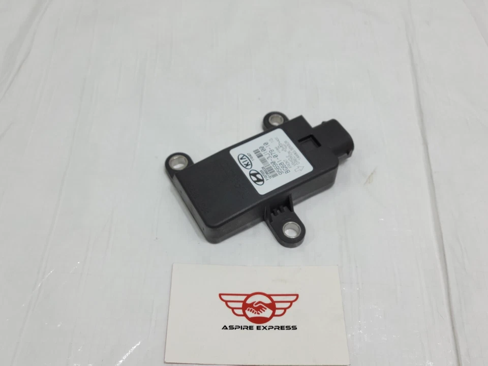2009-2012 Hyundai Genesis Coupe Yaw Rate Sensor OEM - Image 2 of 3