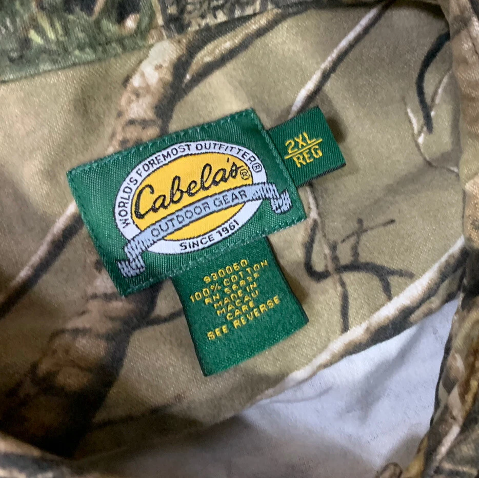 Cabelas Men’s Realtree AP Cano Hunting Long Sleeve Button Down Size 2XL - Image 4 of 4