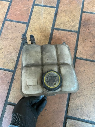 Ford Focus II DA Kühlwasserbehälter Ausgleichsbehälter Behälter 3M5H8K218DG