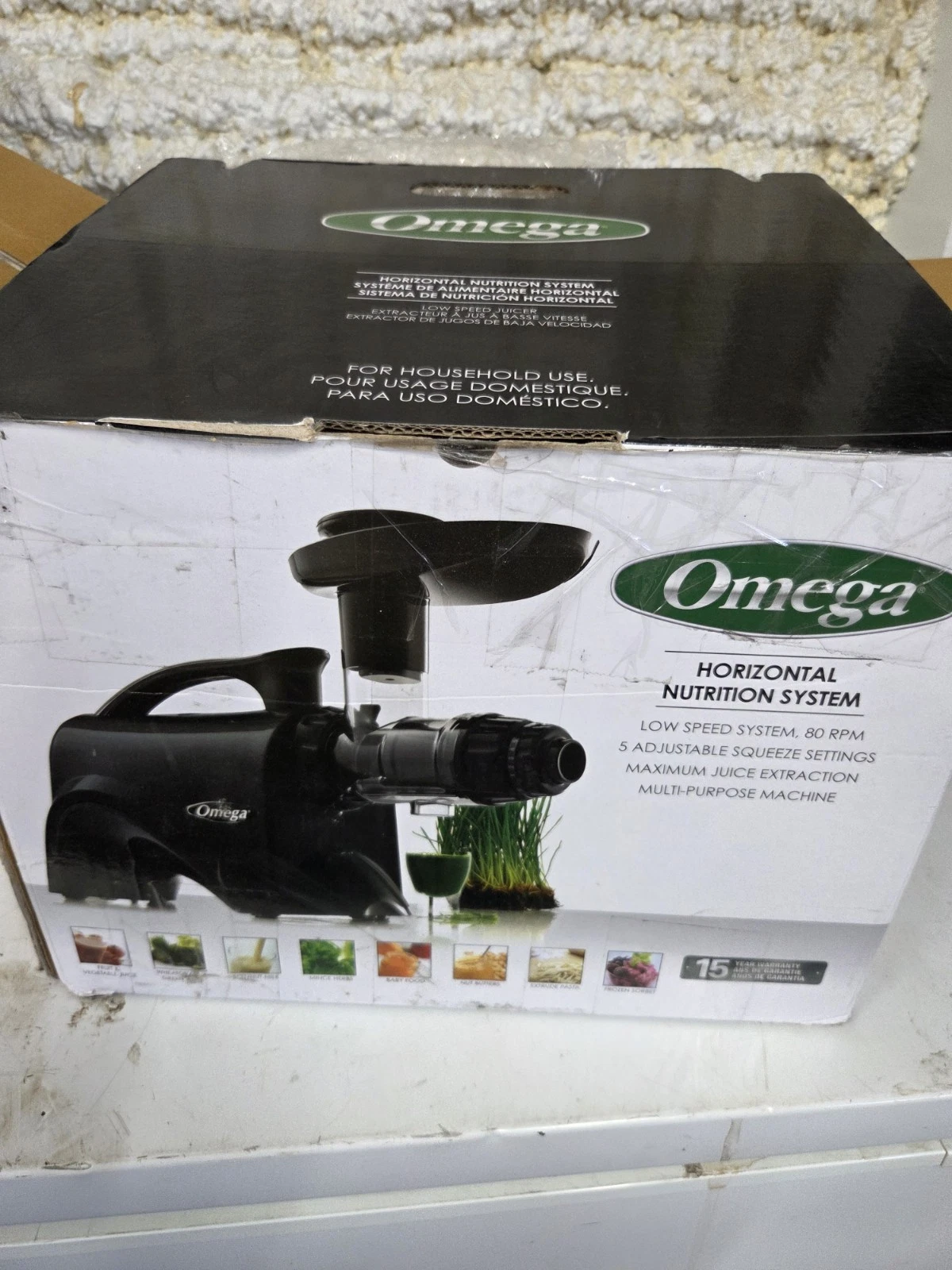Omega NC900B Horizontal Nutrition Center Electric Juicer, BLACK picker has crack