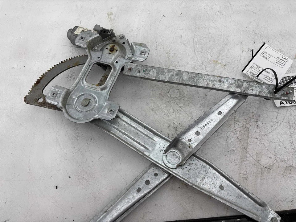 2003-2012 Ford Super Duty F-350/250 Front Right Door Window Regulator OEM - Image 4 of 4