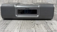 iHome IP9 iPod iPhone Dock Clock Radio Silver Works NO REMOTE
