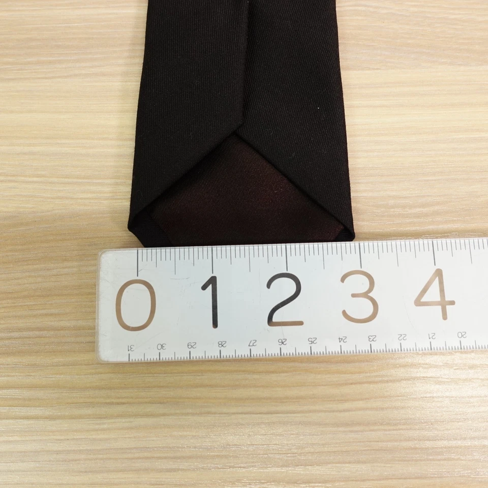 Corbata para el cuello para hombre negra sarga lisa simple oficina italiana edición limitada ZARA MAN Foto 4 de 4