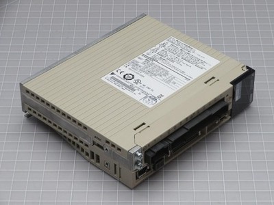 YASKAWA SGDV-R70A01B002000 SERVOPACK SERVO DRIVER T203842