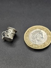 Vintage Sterling silver opening toby jug with bottle charm/Pendant 1.78g