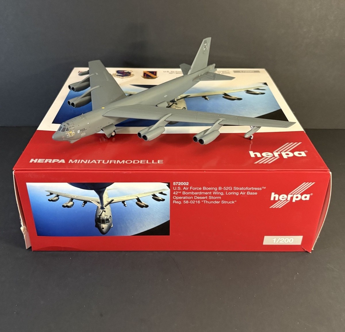 herpa 1/200 B-52 Stratofortress第641爆撃飛行隊 Herpa 1:200 USAF Boeing B-52 Stratofortress 58-0216 572002 Thunder