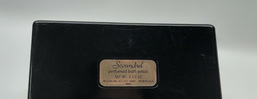 RARE Vintage Revlon Scoundrel Perfumed Bath Petals 3 1/2 oz BOX SEALED HM - Picture 3 of 5