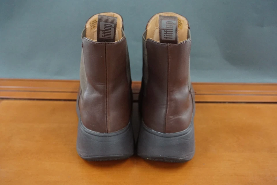 Bota Chelsea Feminina FitFlop Moda F 7 Couro Marrom Puxar Tornozelo Botinha - Imagem 4 de 4