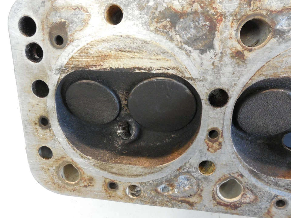 Culata izquierda mercedes-benz 4,5l v8 w116 sl r107 slc w126 1160162801 Foto 2 de 4