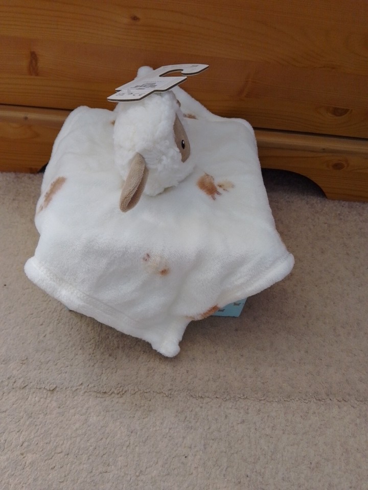 Primark. Fluffy Lamb Comforter. White Sheep Comfort Blanket. Brand New