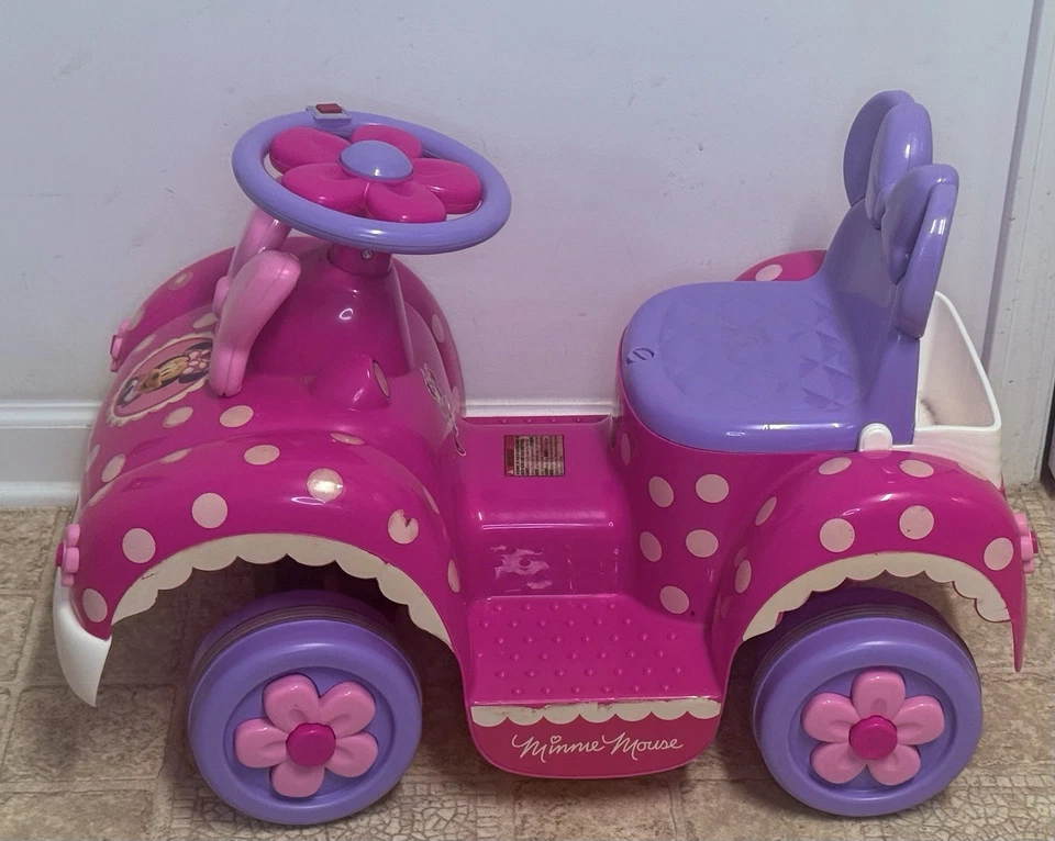 Cargador de juguete Minnie Mouse 6V móvil de panadería para coche Disney incluido Foto 3 de 4