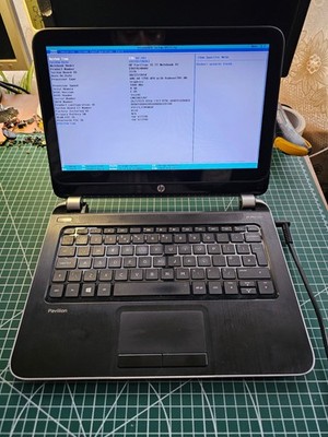 HP Pavilion TS 11 Notebook PC AMD A4-1250 1GHz RAM 4GB - ohne Festplatte