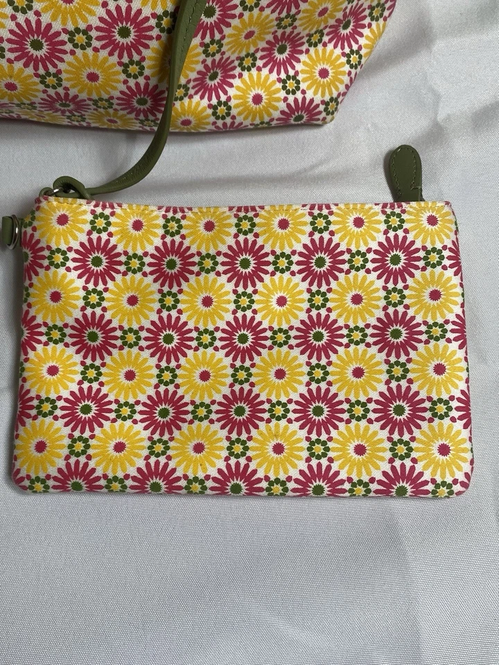 Bolso de Maquillaje Cole Hann Vintage Floral Rosa Verde Amarillo Cuero Asa Inferior Foto 3 de 4