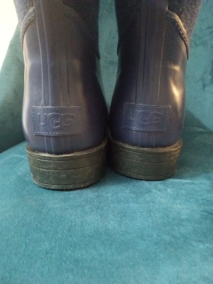 Botas de lluvia impermeables de lana Reignfall UGG para mujer talla 8 azul marino 1014455 Foto 4 de 4